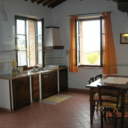 ファームステイ La Valle Del Sole - Val D'orcia *